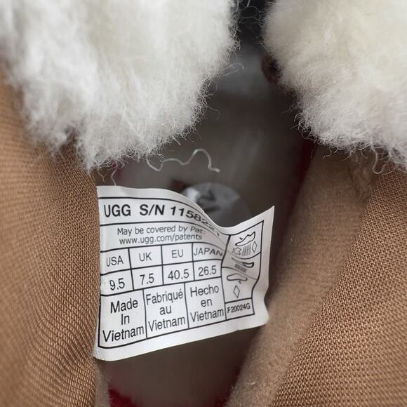 UGG Women Brecken Lace Up Waterproof Suede Boot Chestnut Shearling 1158221 S.9.5 - Picture 9 of 9